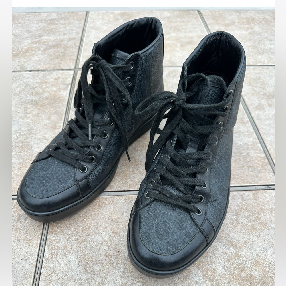 Gucci Brooklyn GG Supreme High Top Sneakers - Picture 3 of 16